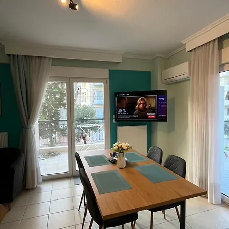 Odyssey Mare Steps From The Sea Apartament *