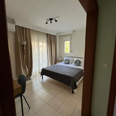 Odyssey Mare Steps From The Sea Peraía