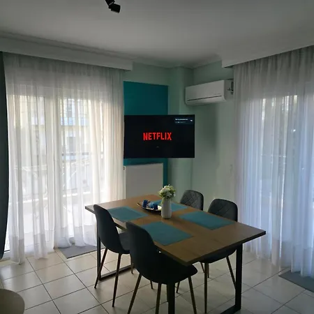 Odyssey Mare Steps From The Sea Apartament Peraía