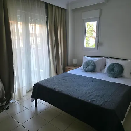 Odyssey Mare Steps From The Sea Apartament *