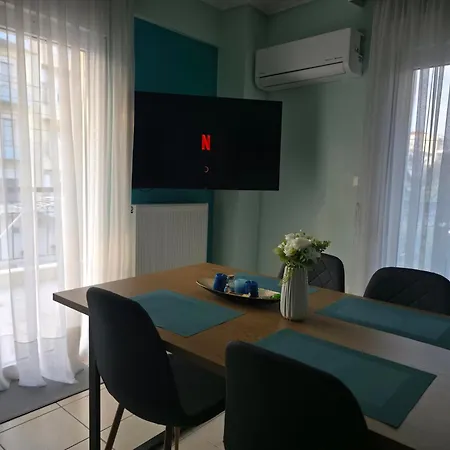 Odyssey Mare Steps From The Sea Apartament