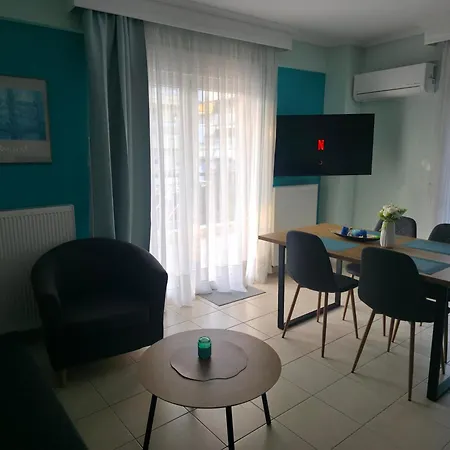 Apartament Odyssey Mare Steps From The Sea Peraía