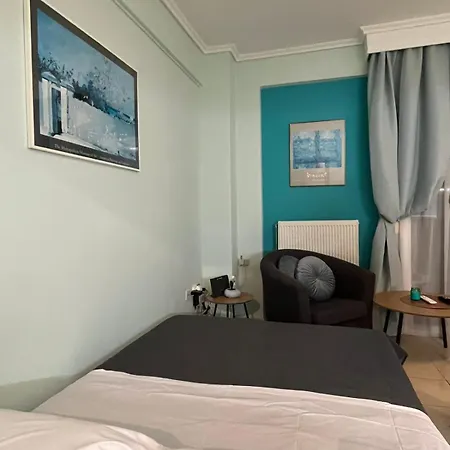 Odyssey Mare Steps From The Sea Apartament